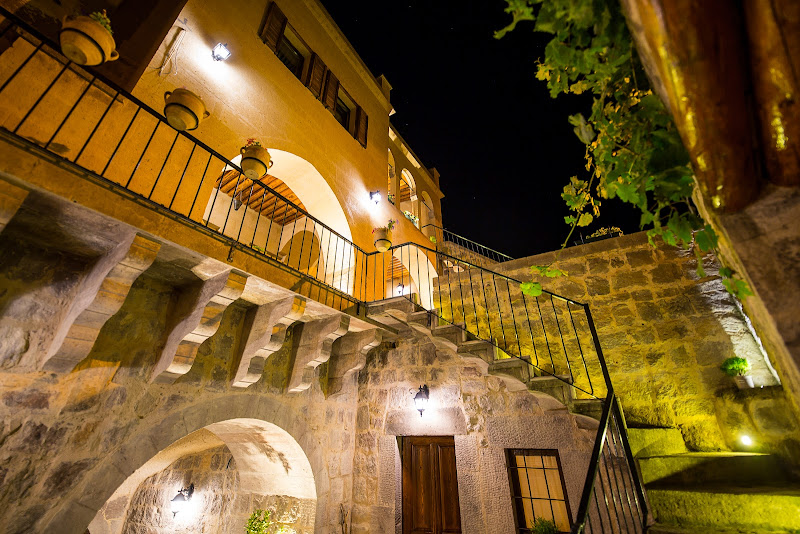 Maya Cave Hotel