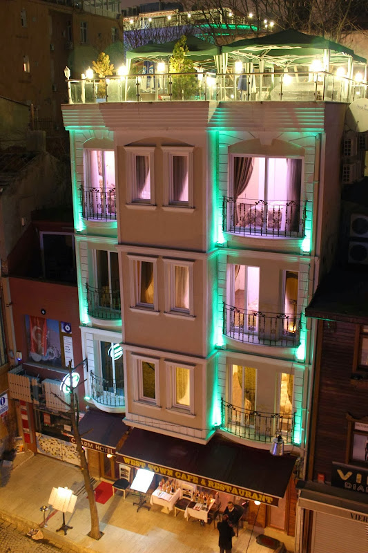 Charm Hotel