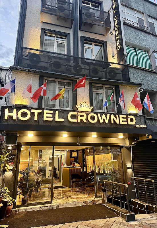 Crowned Exclusive Hotel