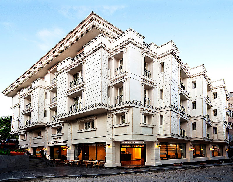 Recital Hotel