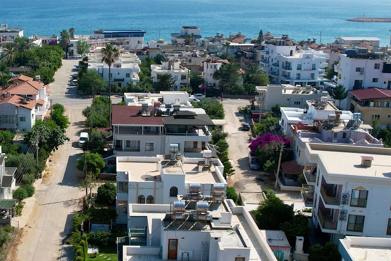 Deep Vacation Homes