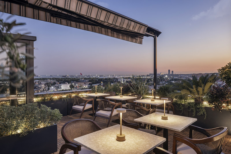 Lunet Old City Hotel
