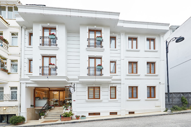 ALBINAS HOTEL
