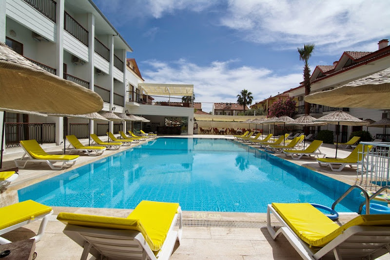 Golden Life Resort Hotel & Spa